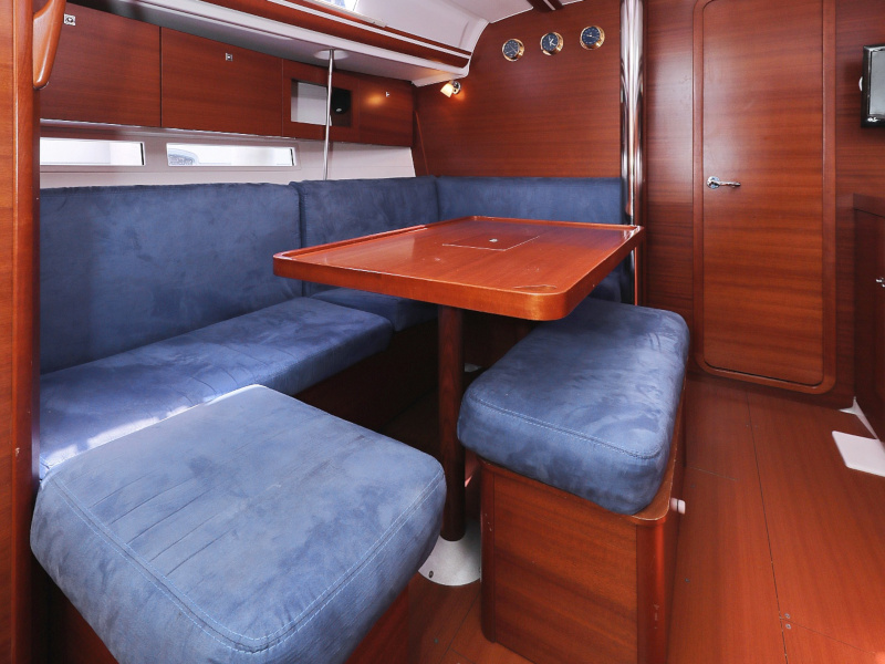 фото Dufour 380 54