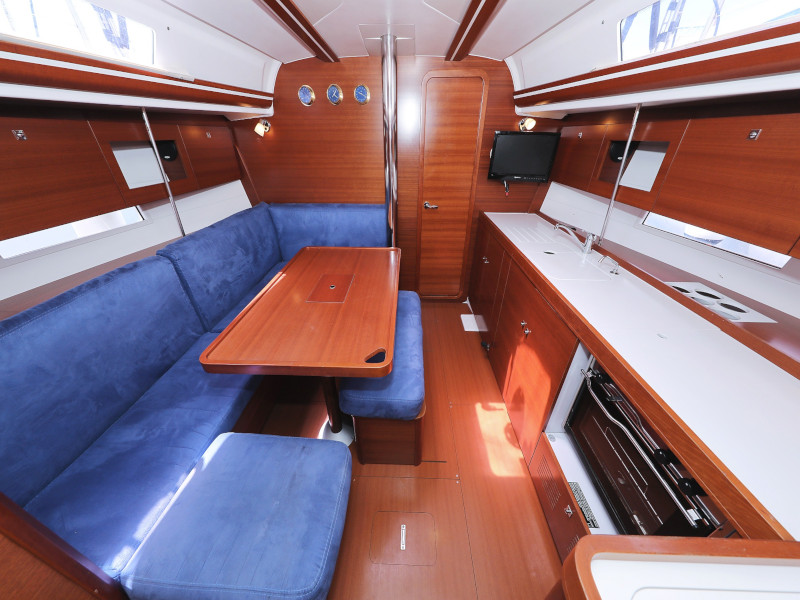 фото Dufour 380 56