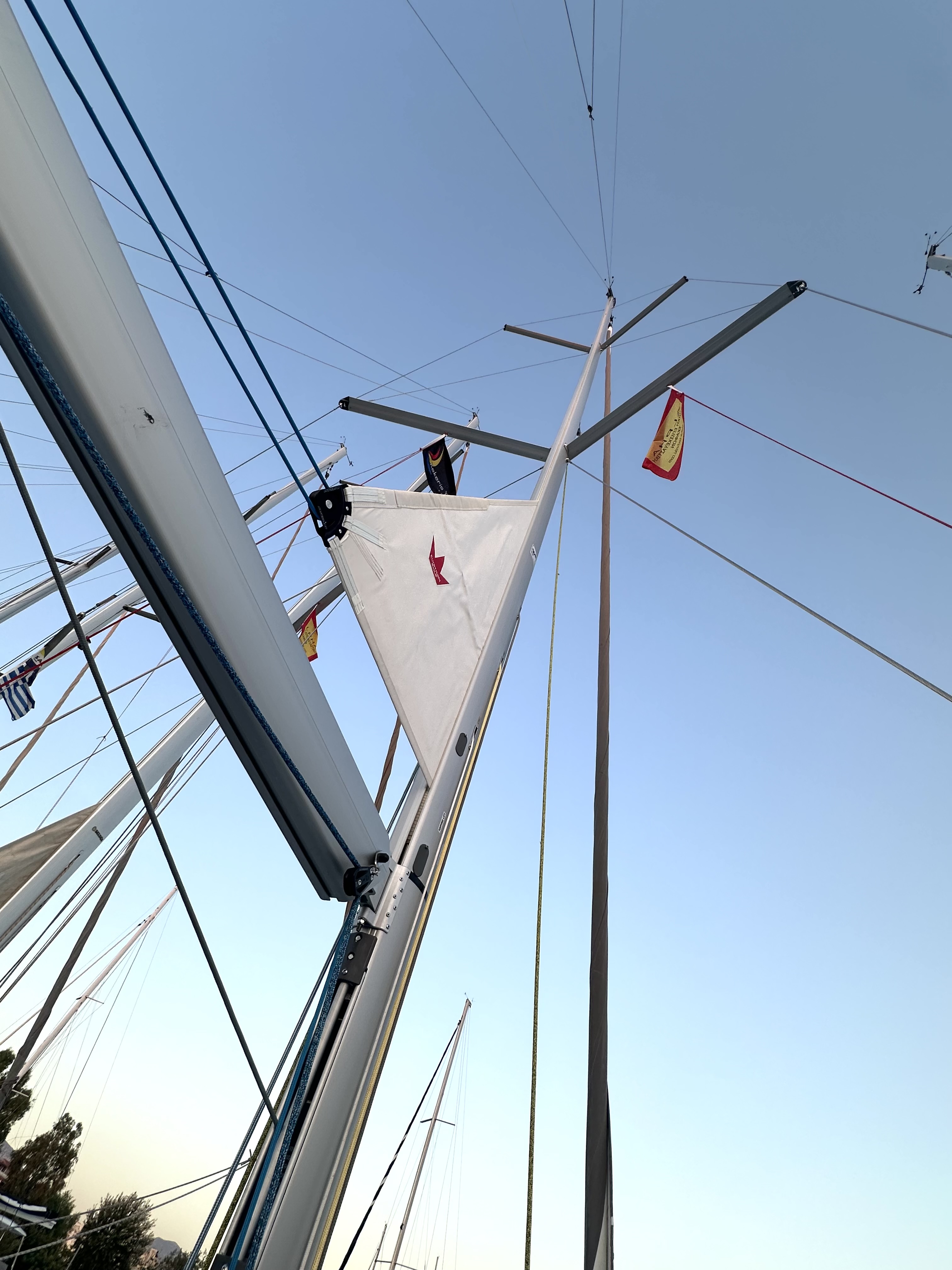 Yacht image 27