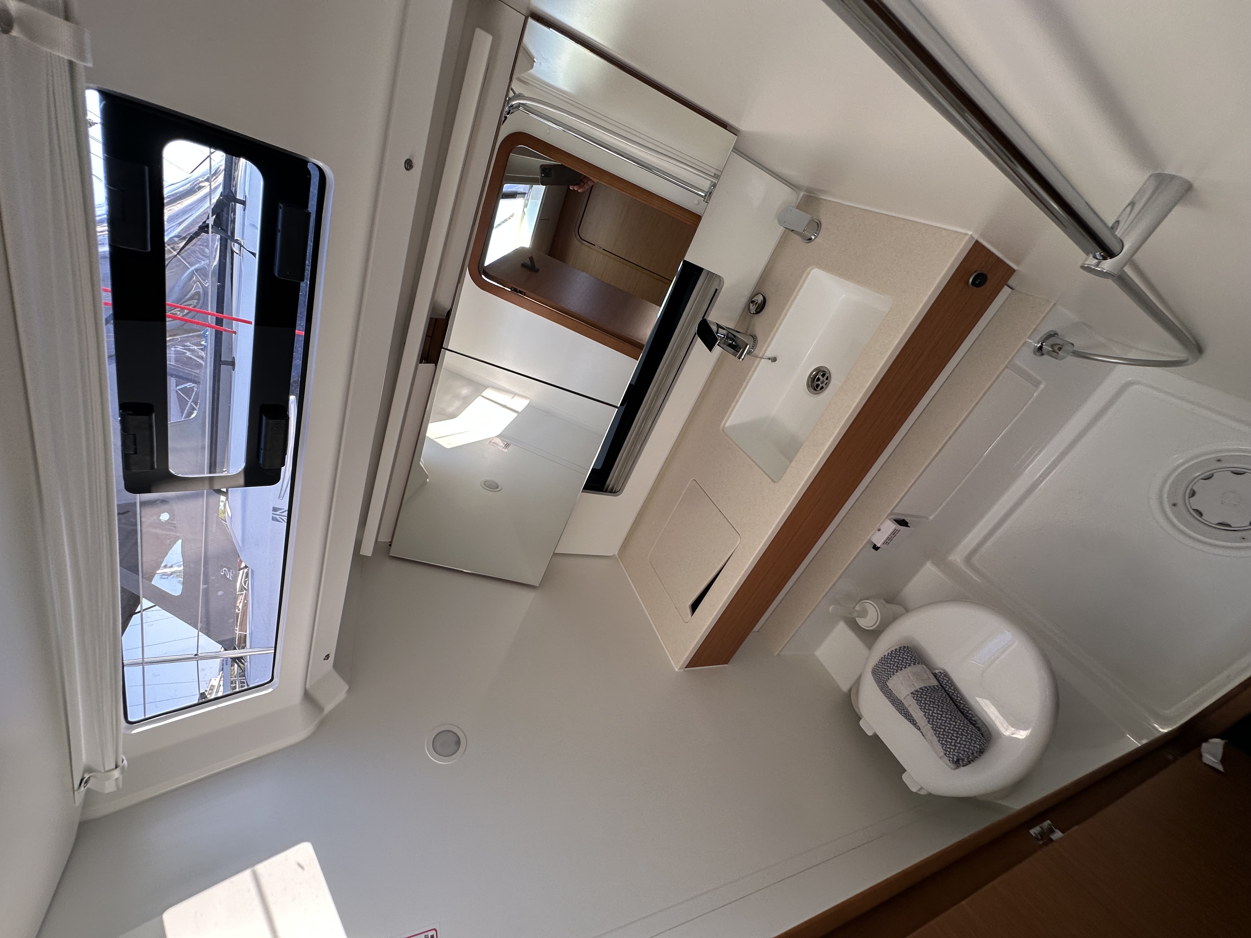 Yacht image 5