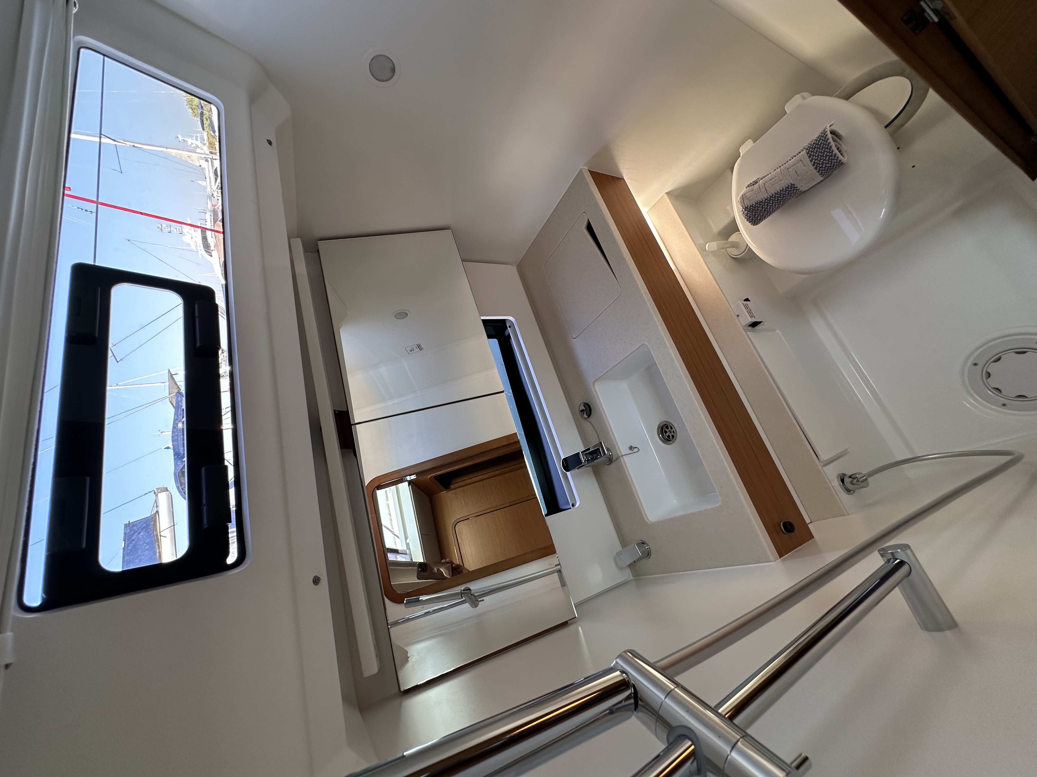 Yacht image 3