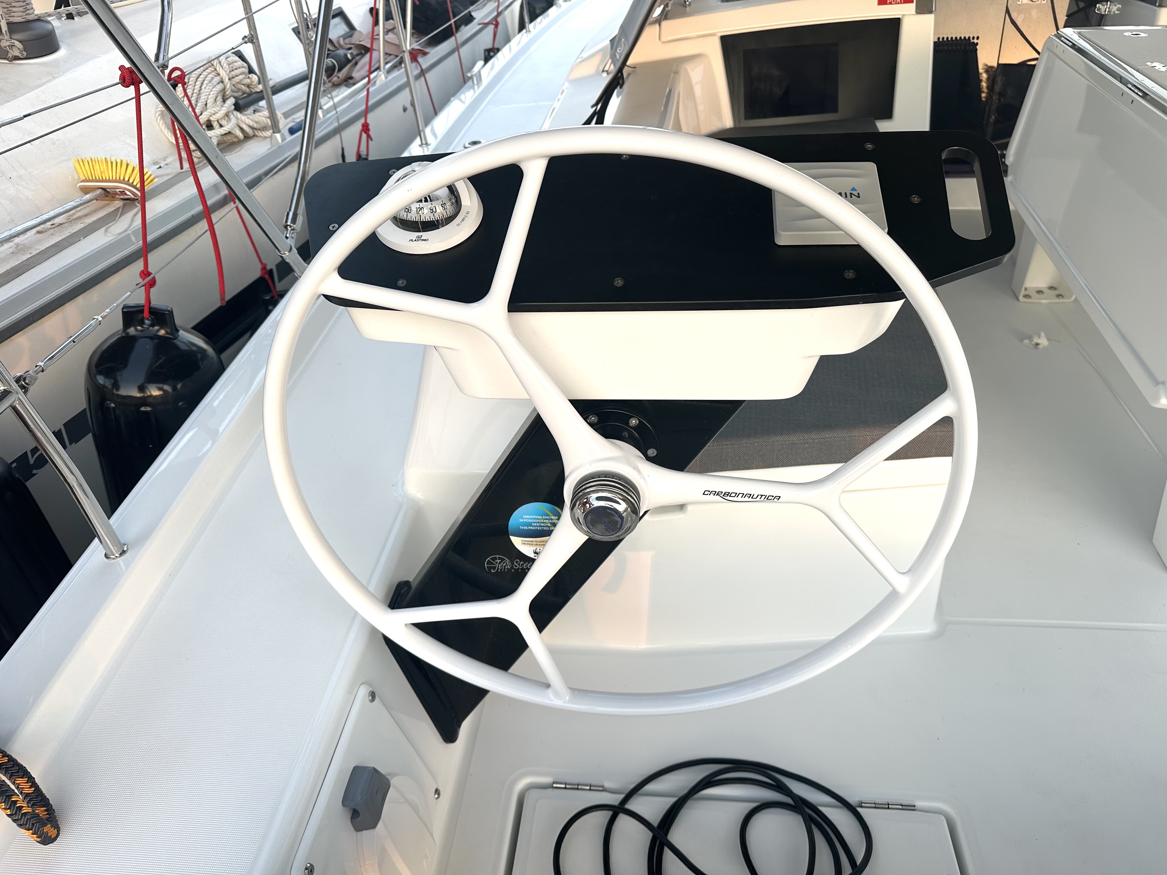 Yacht image 6
