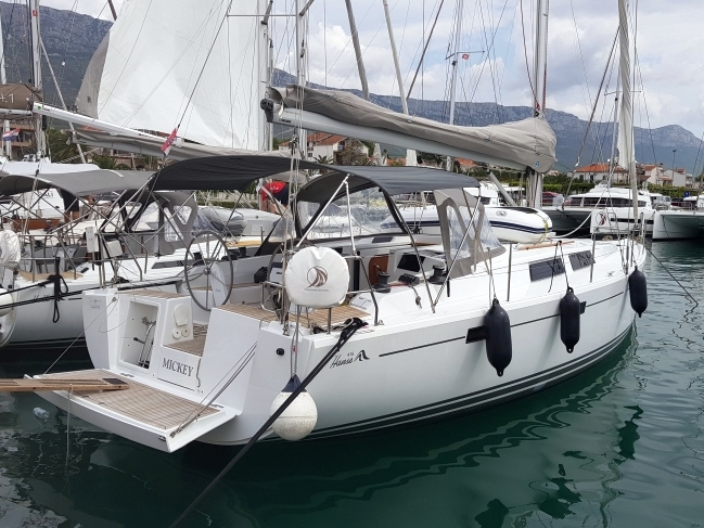 Hanse 415