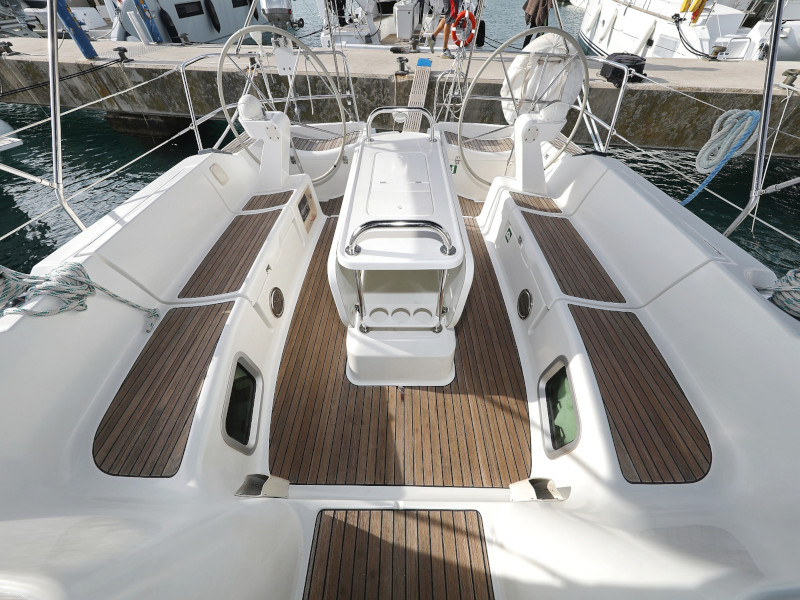 фото Sun Odyssey 45 4