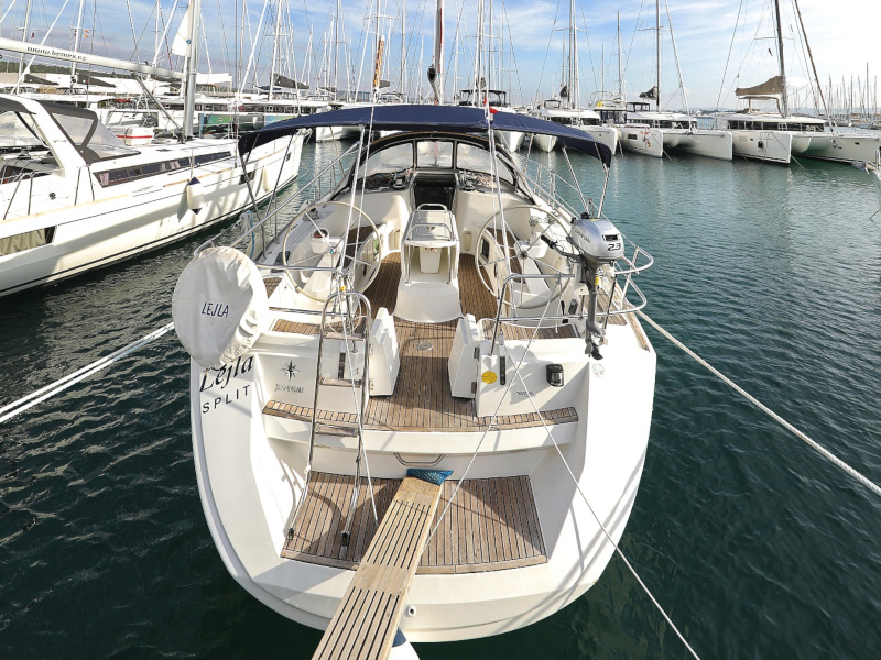 фото Sun Odyssey 45 11