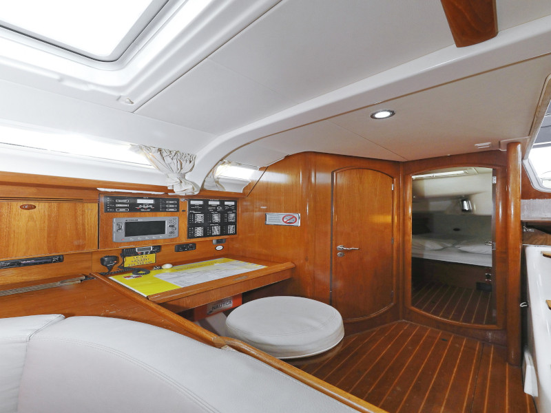 фото Sun Odyssey 45 16
