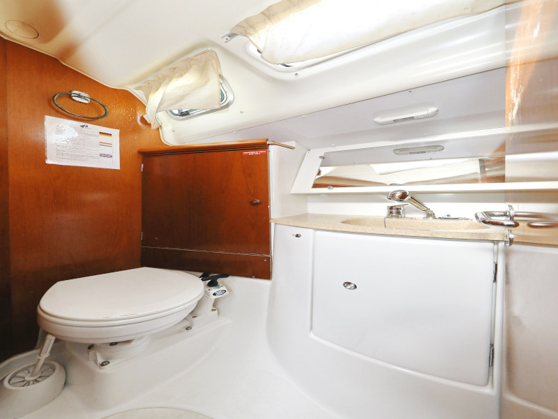 фото Sun Odyssey 45 17