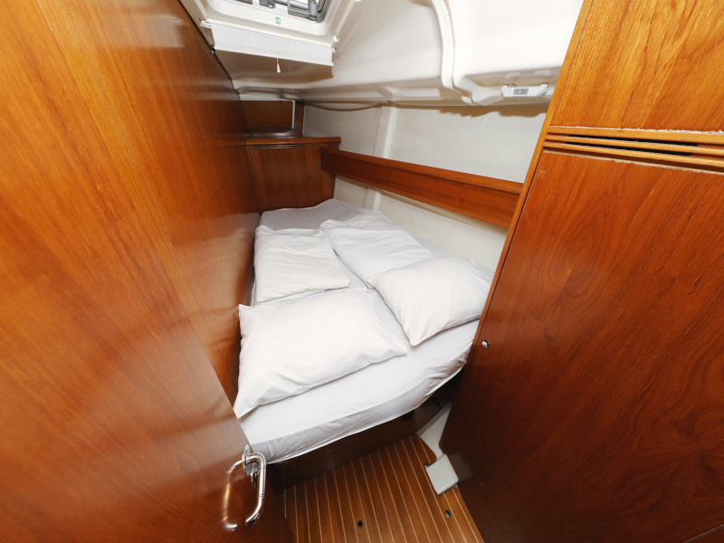 фото Sun Odyssey 45 29