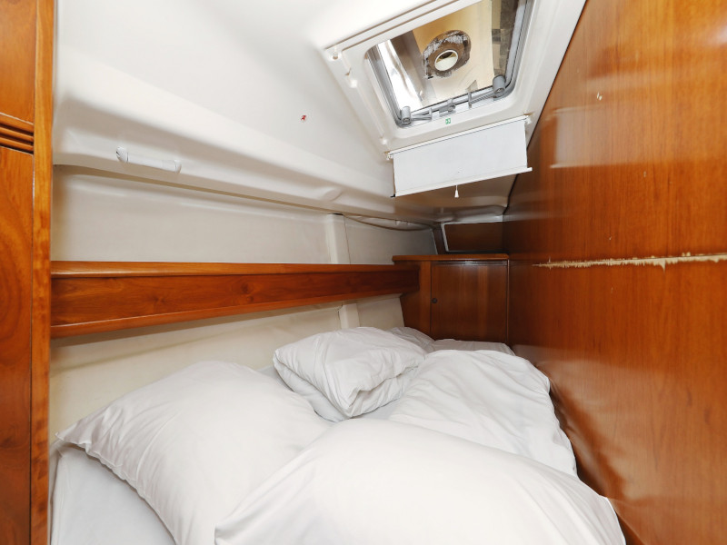 фото Sun Odyssey 45 30