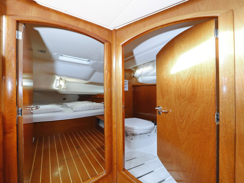 фото Sun Odyssey 45 31
