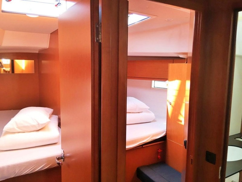 照片 Bavaria Cruiser 46 11