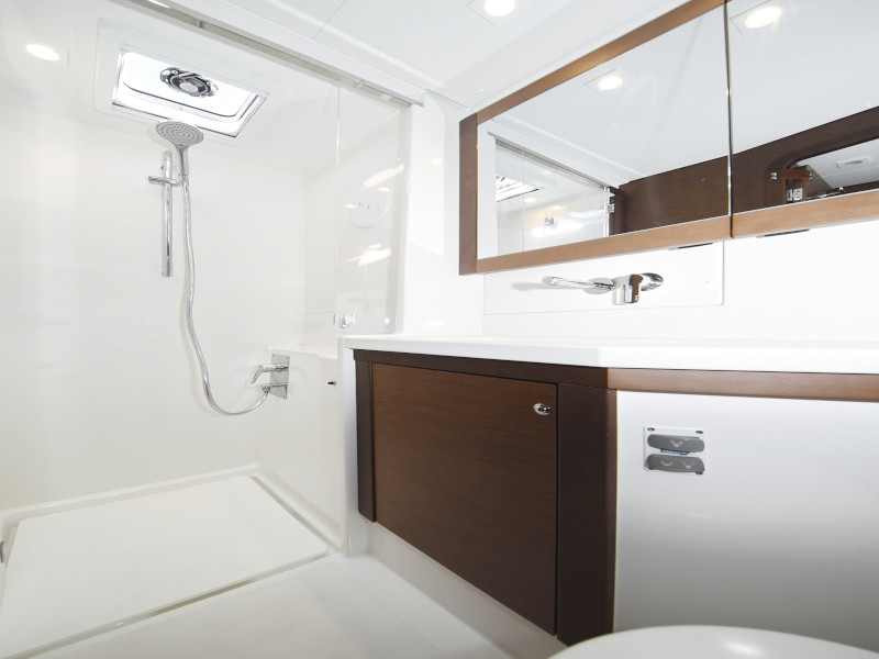 foto Lagoon 450  Flybridge 35