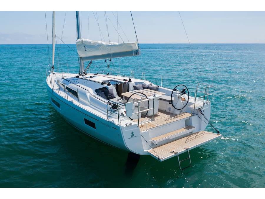 Oceanis 40.1 (3cab) “Aries“, Salerno