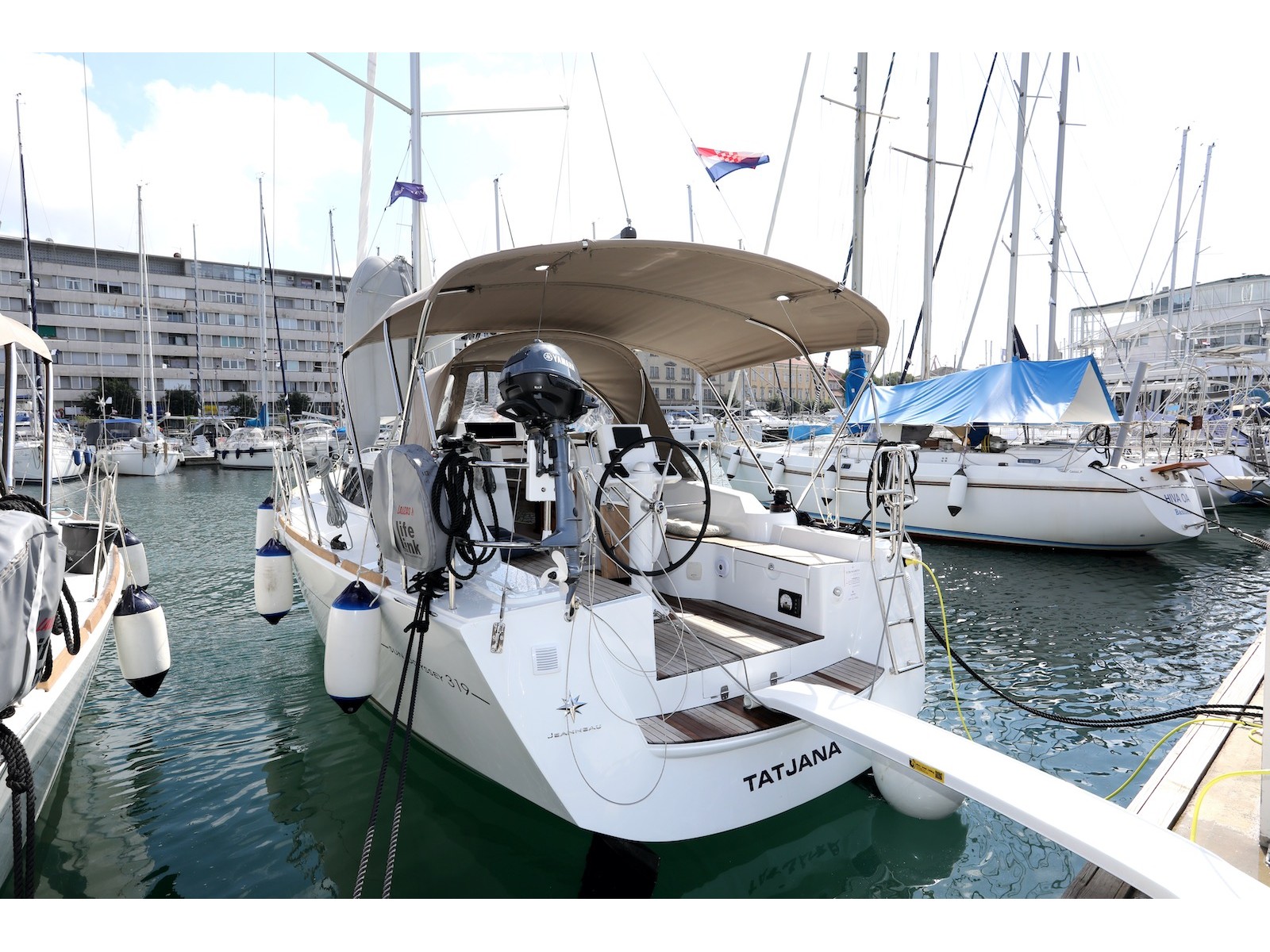 Boat image 1