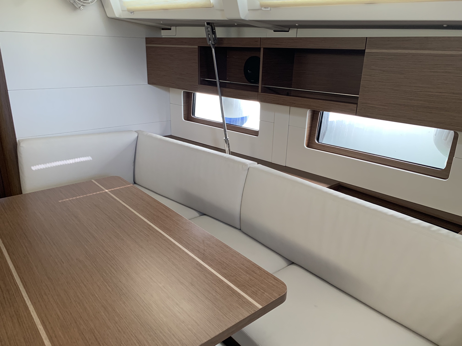 Interior image Amalthia / Oceanis 46.1[G]