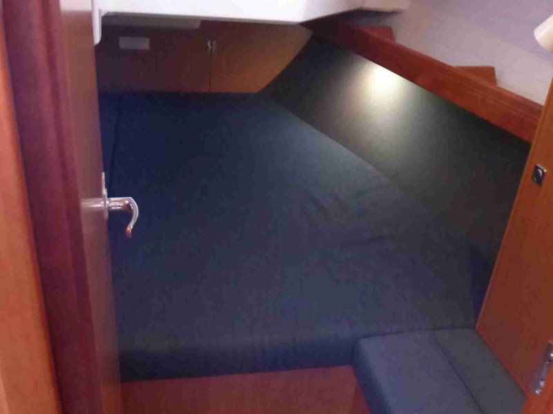 Bavaria Cruiser 37