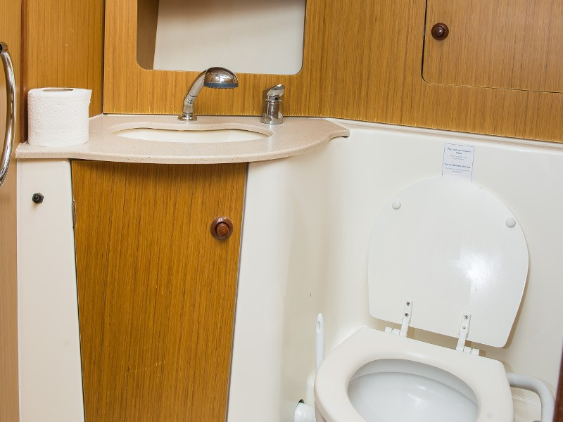 foto Sun Odyssey 32i 10