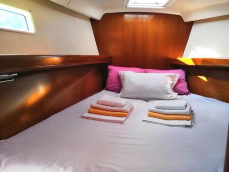 photo Oceanis 473 10