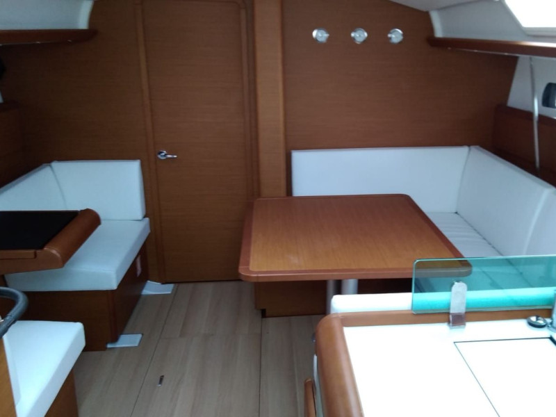 S/Y - Sun Odyssey 419 - 3 Cabins - Built 2018