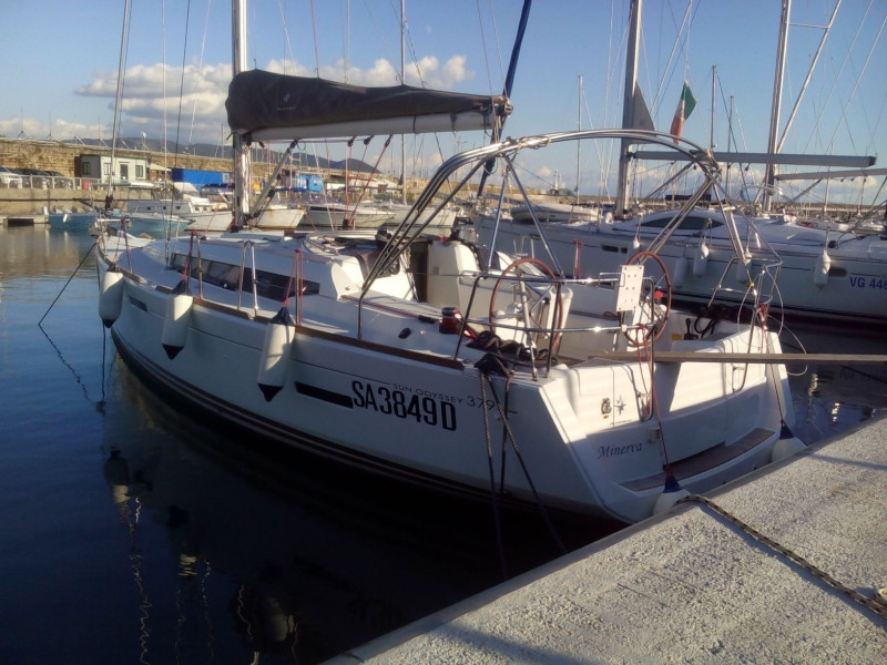 Sun Odyssey 379