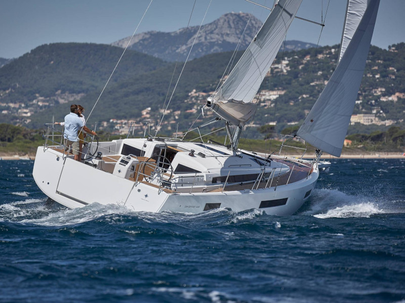 صور Sun Odyssey 440 5