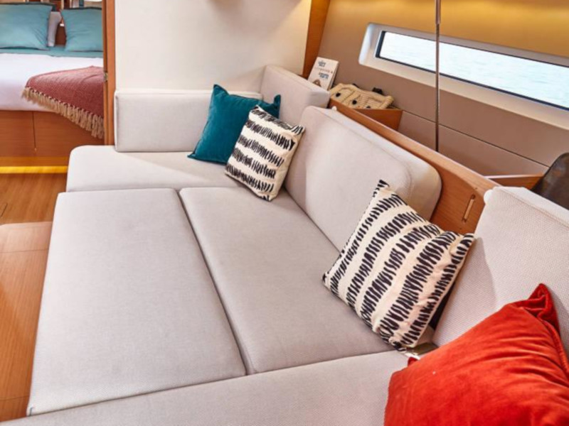 صور Sun Odyssey 440 21