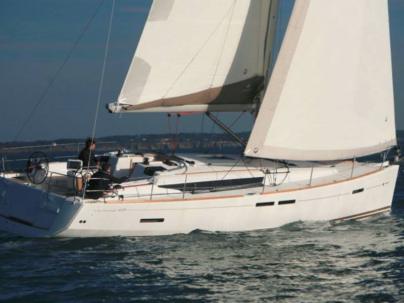 foto Sun Odyssey 439 4