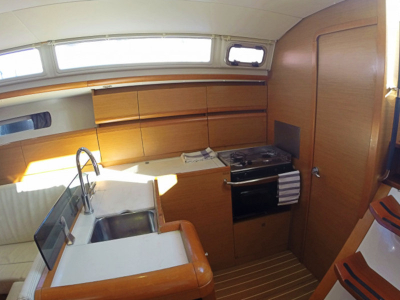 foto Sun Odyssey 439 10