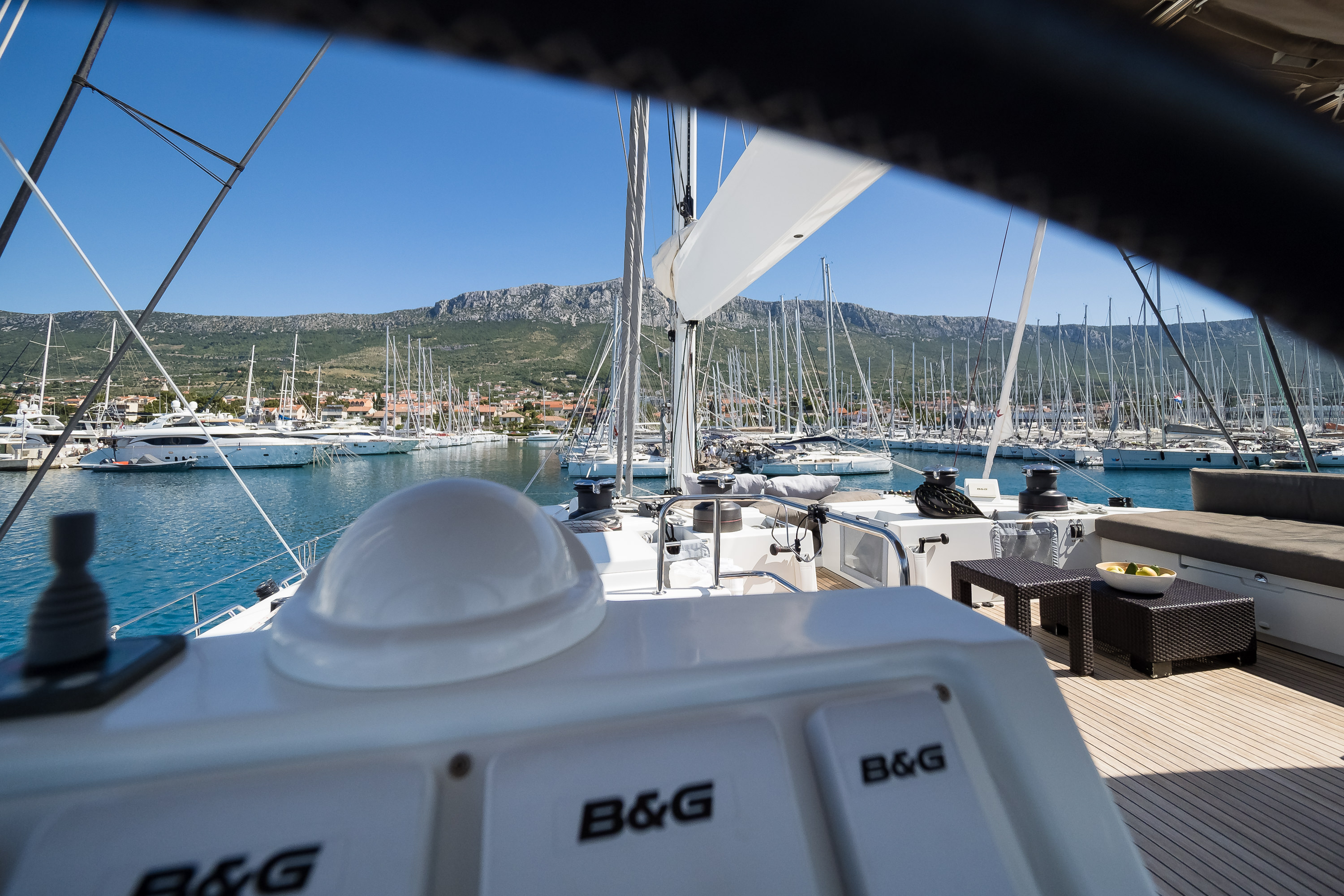 фото Lagoon 620 17