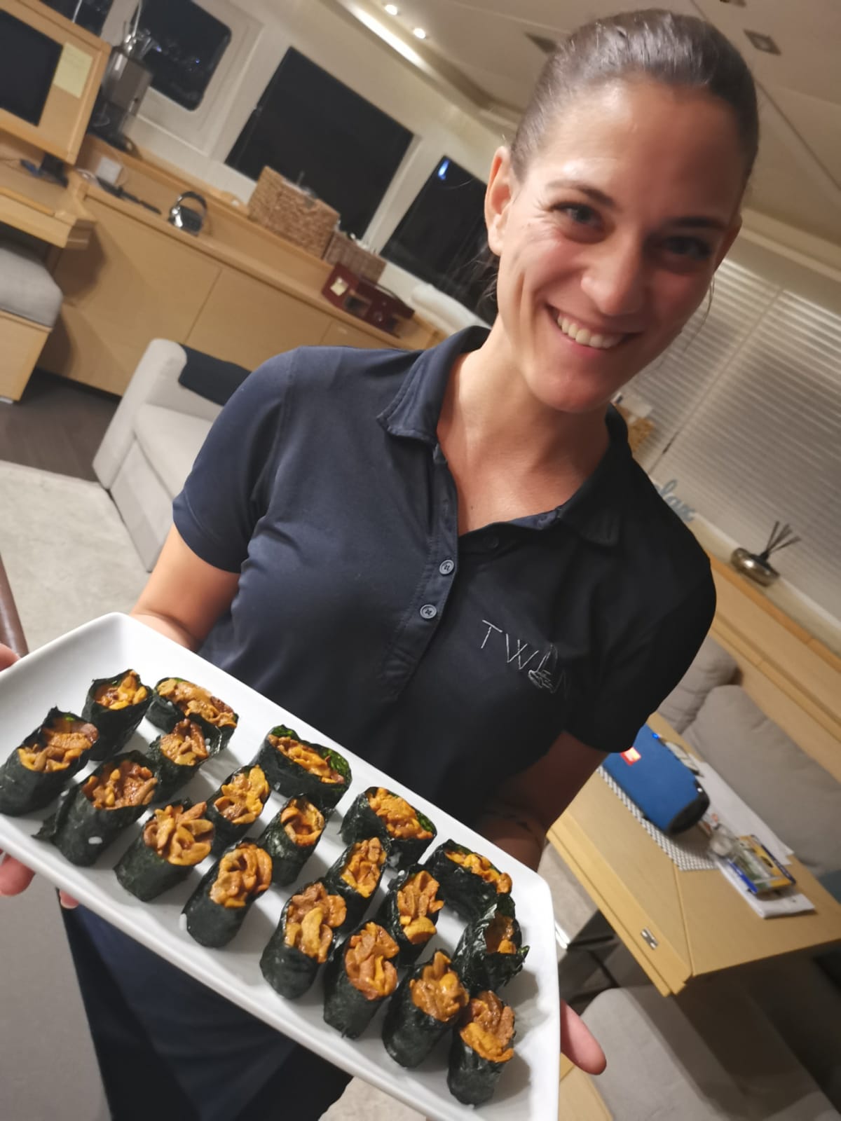 фото Lagoon 620 43