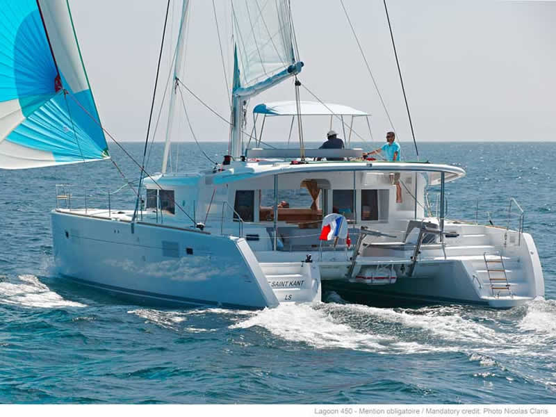 foto Lagoon 450  Flybridge 2