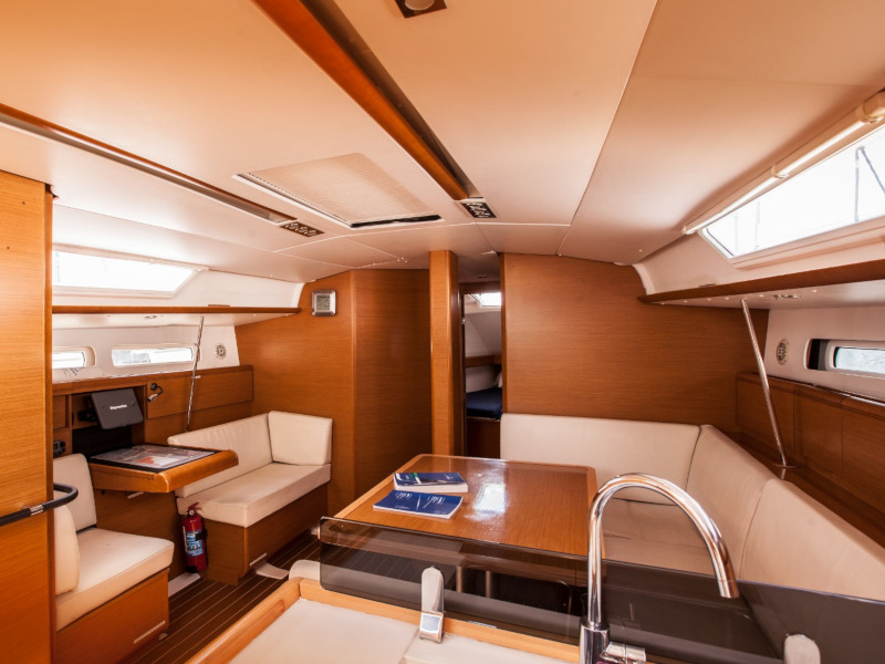 foto Sun Odyssey 439 3