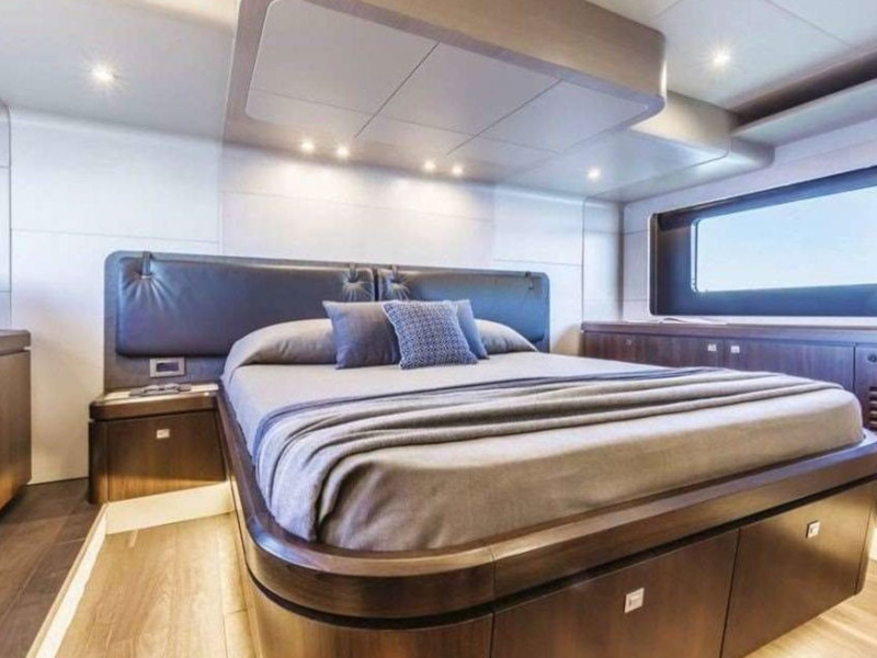 photo Absolute 58 11