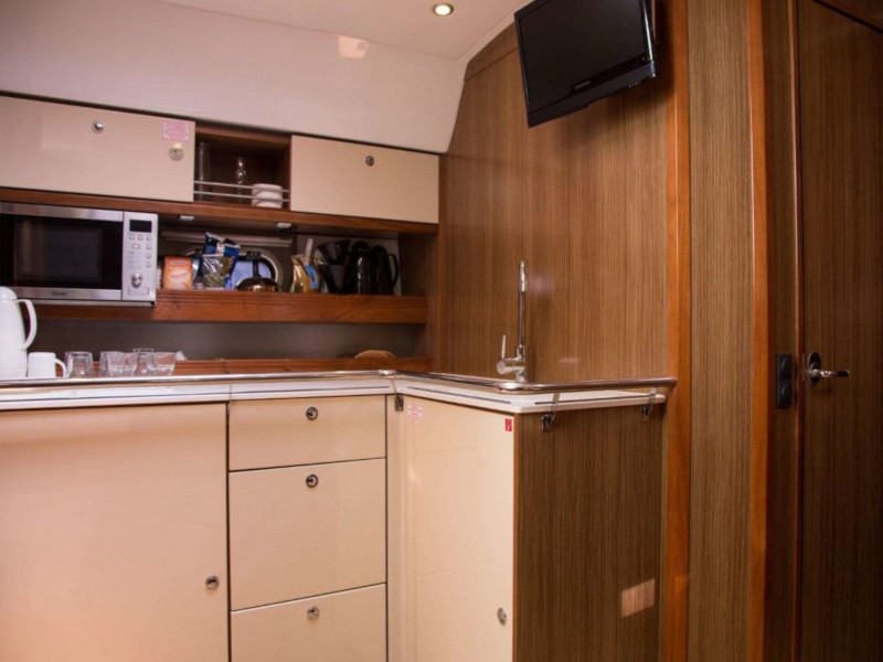 Photo Bavaria Sport 43 HT 9