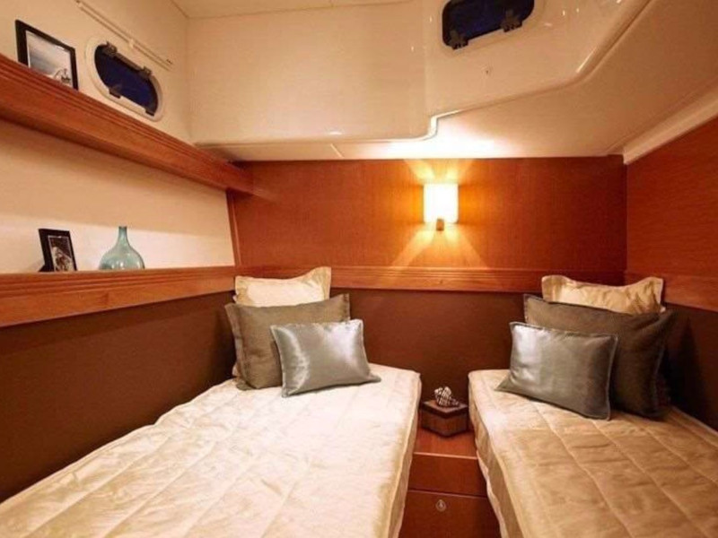 Photo Bavaria Sport 43 HT 11