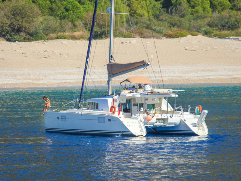 Lagoon 500