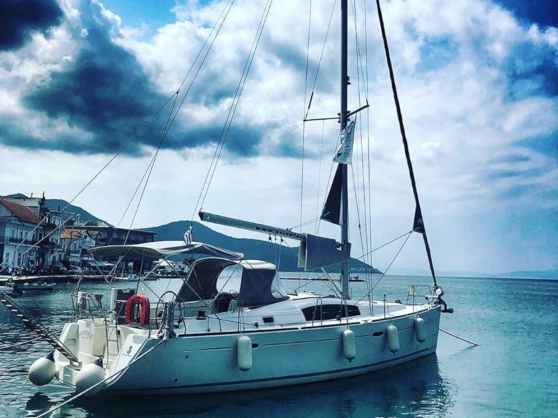 фото Oceanis 43 1