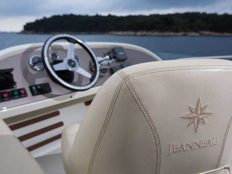 صور Prestige 42 7