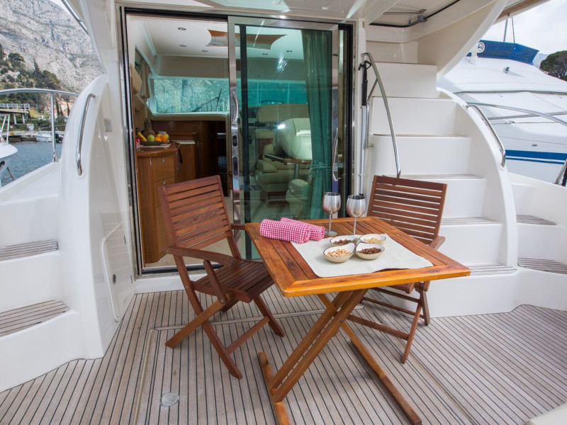 صور Prestige 42 9