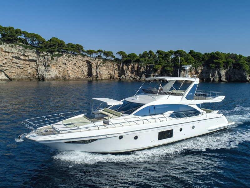 Azimut 66