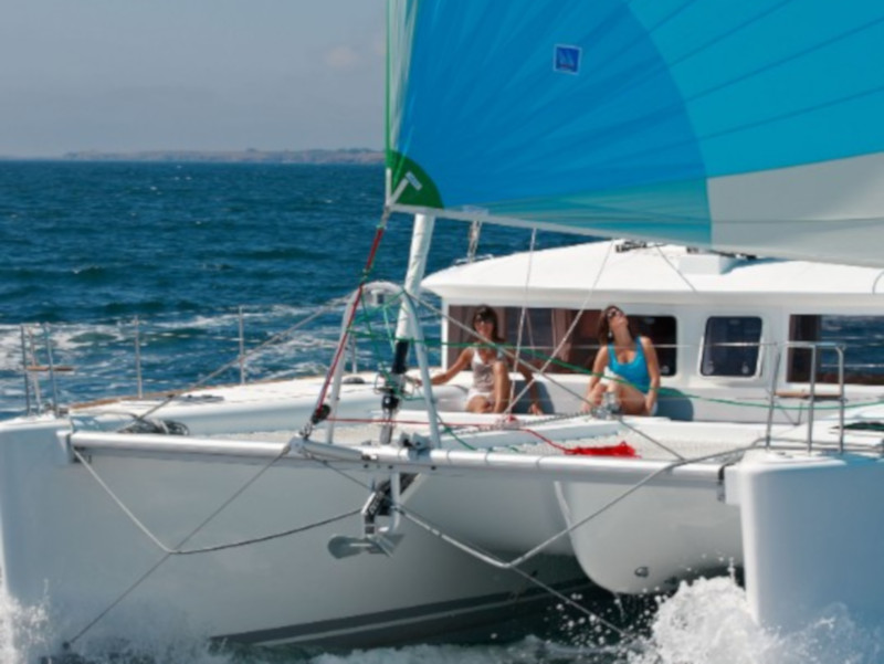 photo Lagoon 450  Flybridge 3