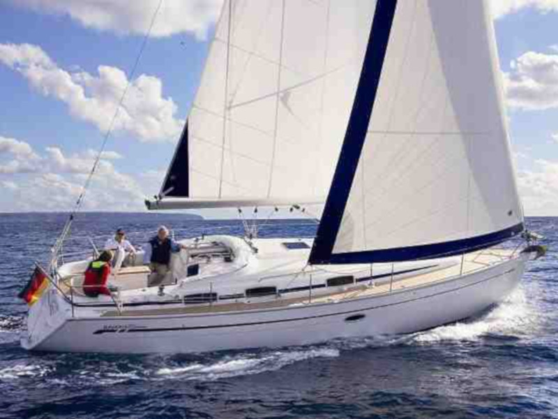 foto Bavaria 37 Cruiser 2