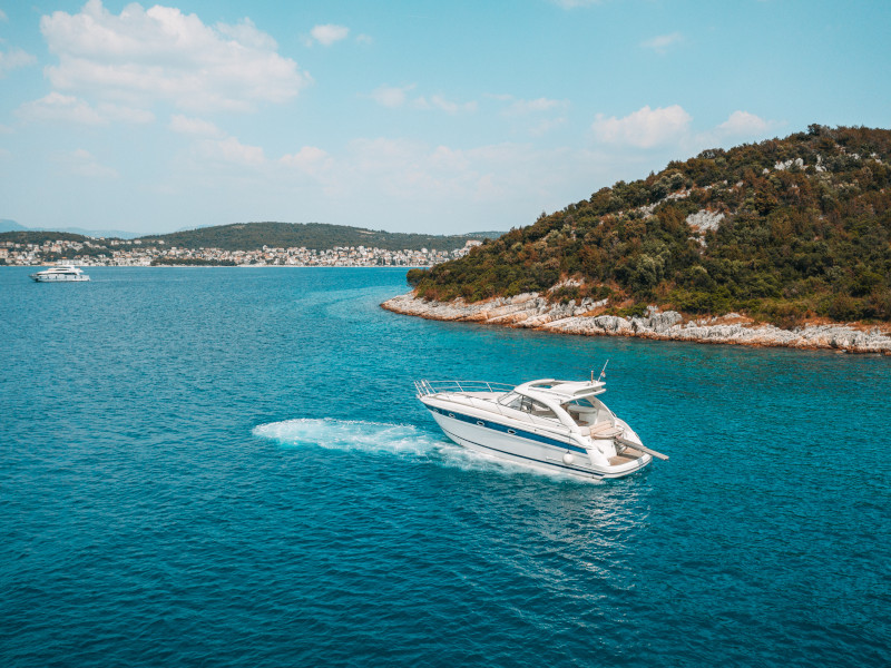 Photo Bavaria 42 HT 12