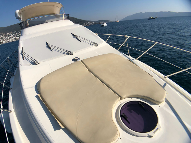 foto Azimut 55 8