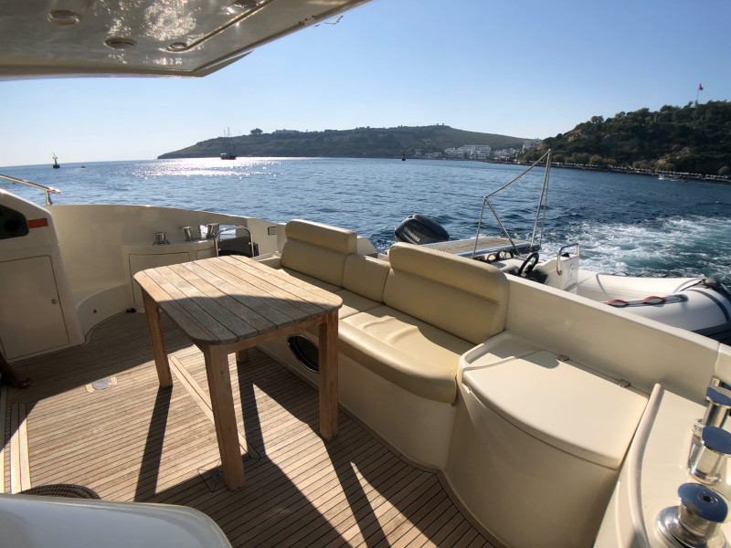 foto Azimut 55 21