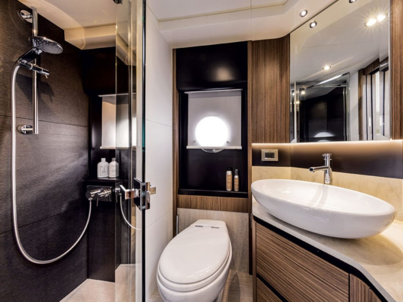 照片 Absolute 50 Fly 10