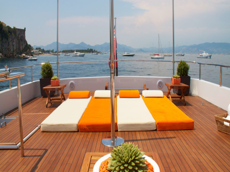 фото Motoryacht 9