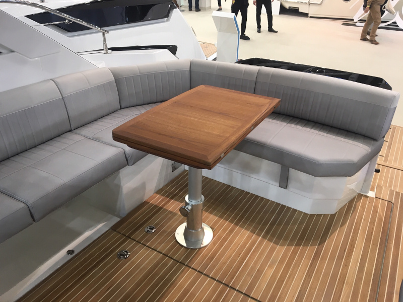 foto Beneteau GT40 3