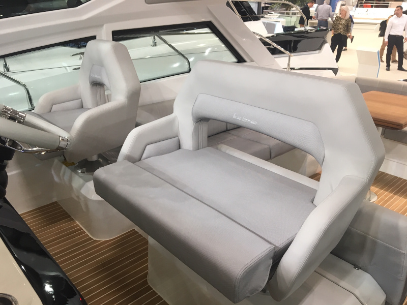 foto Beneteau GT40 4