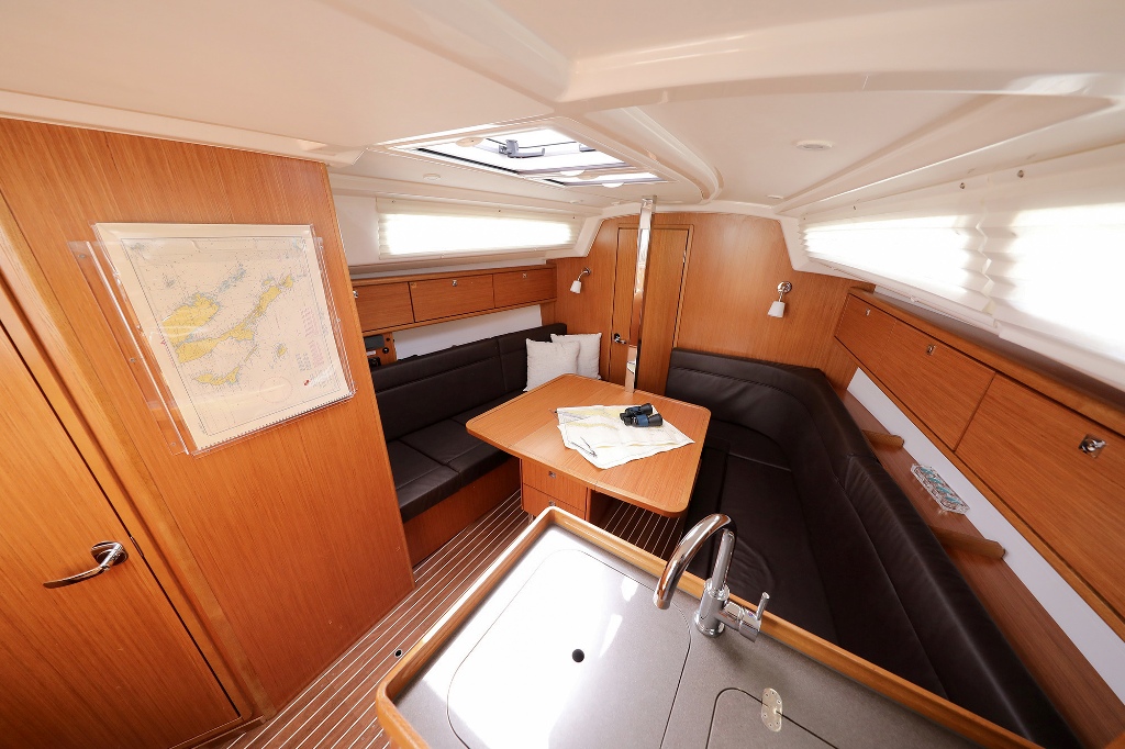 照片 Bavaria Cruiser 34 8